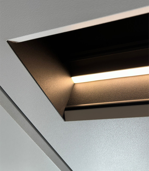 Торцевой элемент GARDINA X-70, Белый/черный — фото-667_3