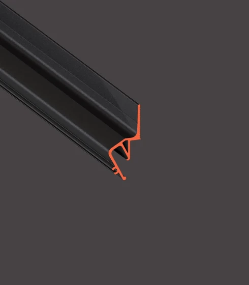 Стеновой профиль  EURO 02 ПФ-8587 с теневым зазором, черный 2 м.п. — фото-668_1